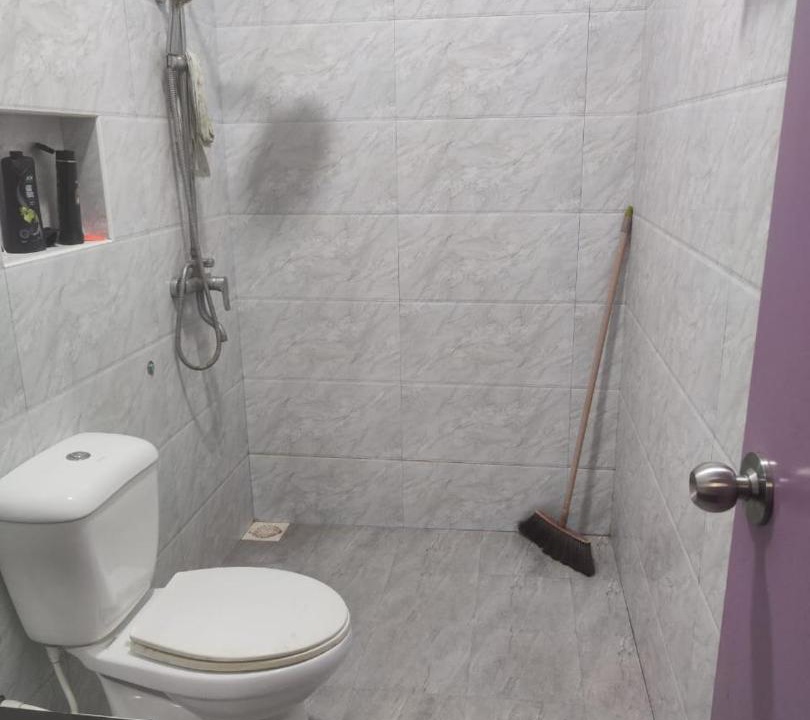 Photo of Bathroom in Fuvahmulah