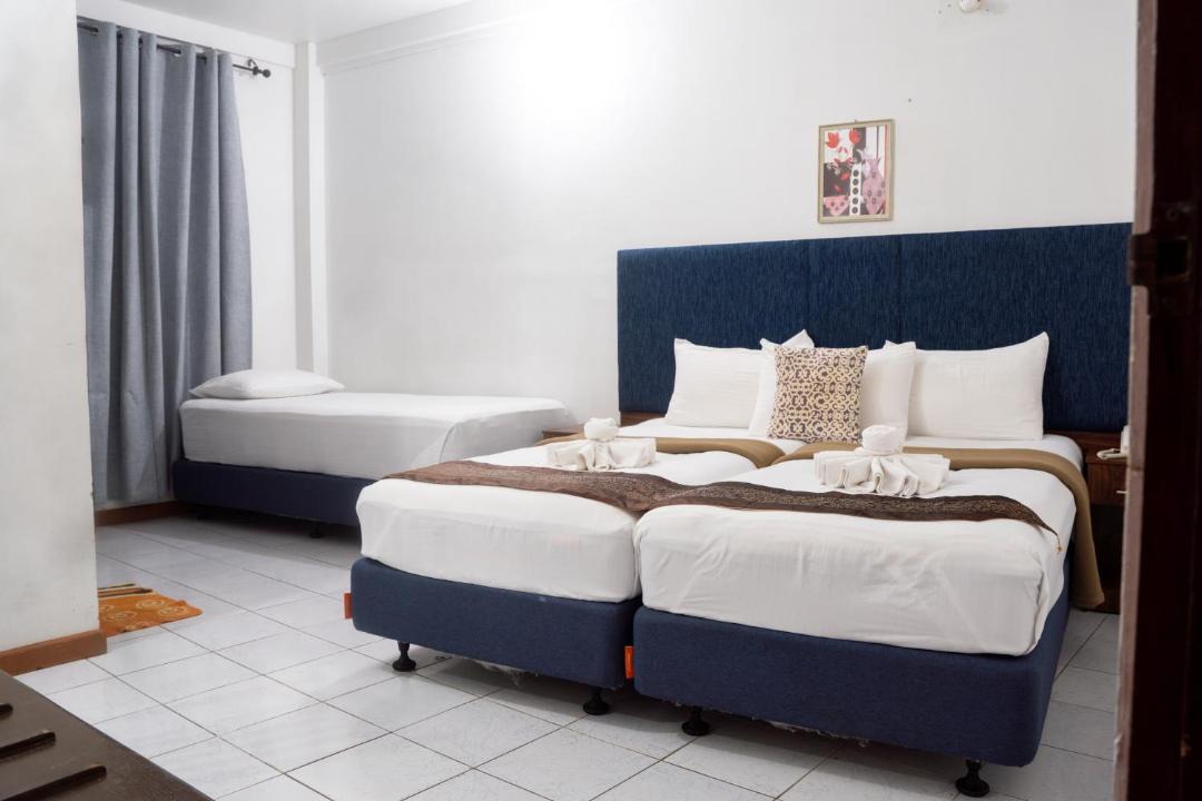 Photo of Bedroom in Male