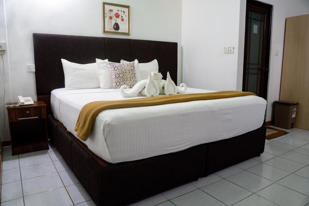 Photo of Bedroom in Male