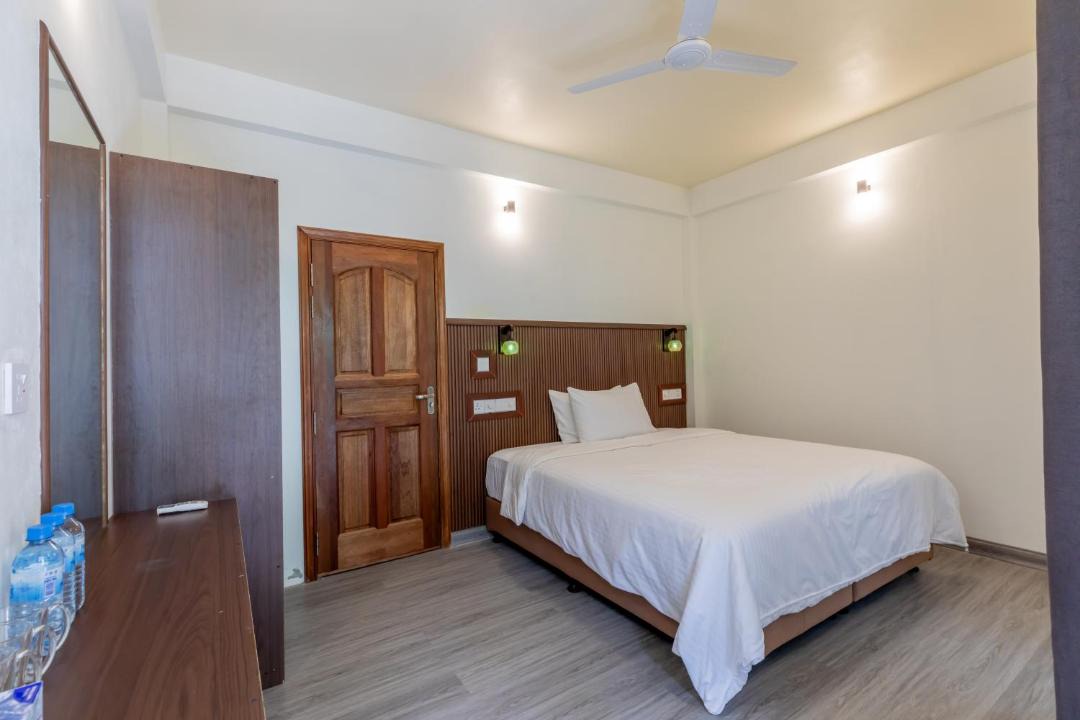 Photo of Bedroom in Omadhoo