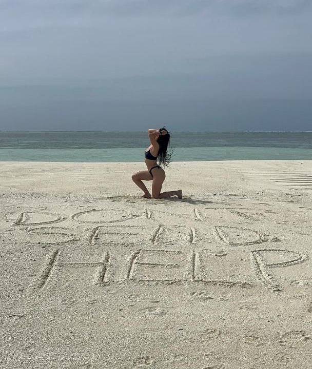 Photo of Human In Picture in Guraidhoo