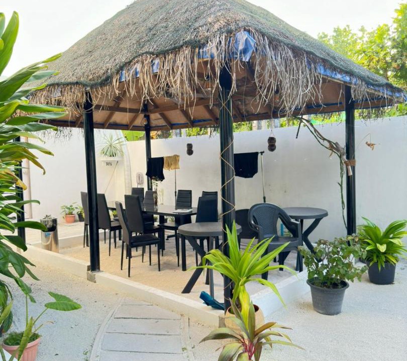 Photo of Others in Omadhoo