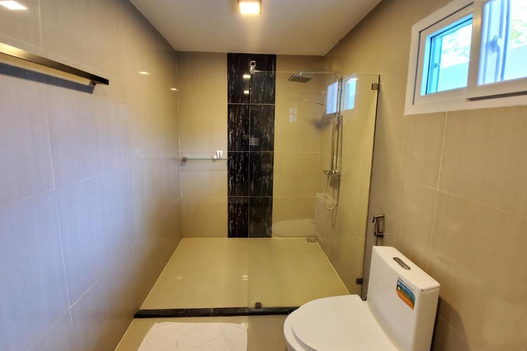 Photo of Bathroom in Thoddoo