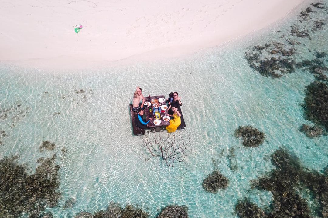 Photo of Others in Omadhoo