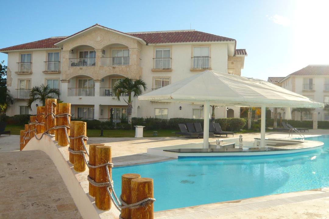Photo of Others in Dominicus