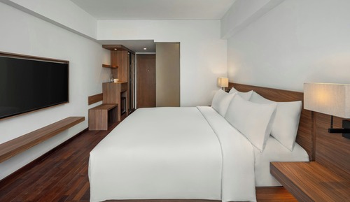 Superior Room, 1 King Bed