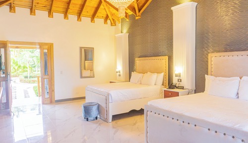Deluxe Room, 2 Queen Beds, Garden View