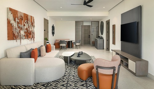 Suite, 1 Bedroom, Ocean View (Club Azure, King)