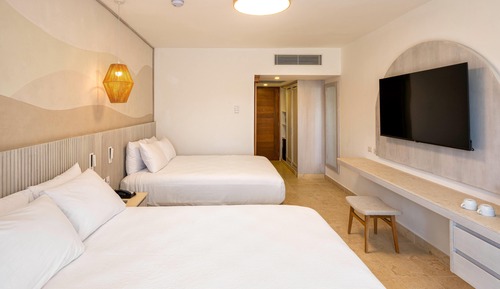 Superior Room, 2 Queen Beds, Non Smoking