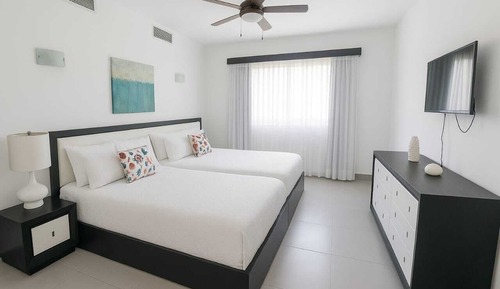Deluxe Suite, 2 Queen Beds