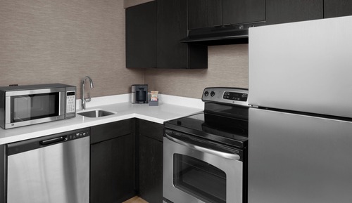 Single Room, 2 Bedrooms (Mobility/Hearing Access, Roll-in Shwr)