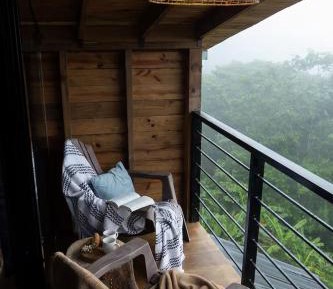 Suite with Mountain View