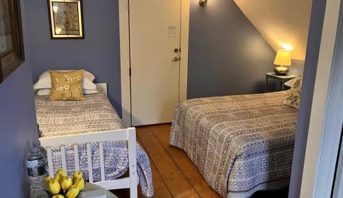 Deluxe Double Room (2 Adults + 1 Child)