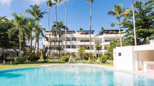 Two-Bedroom Apartment with Pool View