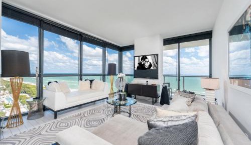 Three-Bedroom Apartment - Oceanfront