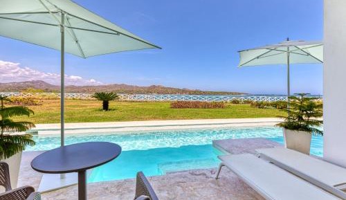 Senator Swim Up Suite Ocean View (2 Adults)