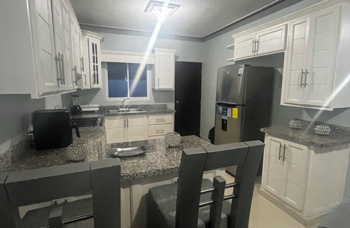 Cotui House | Charming 3-bedroom house with AC and WiFi in delightful Cotuí